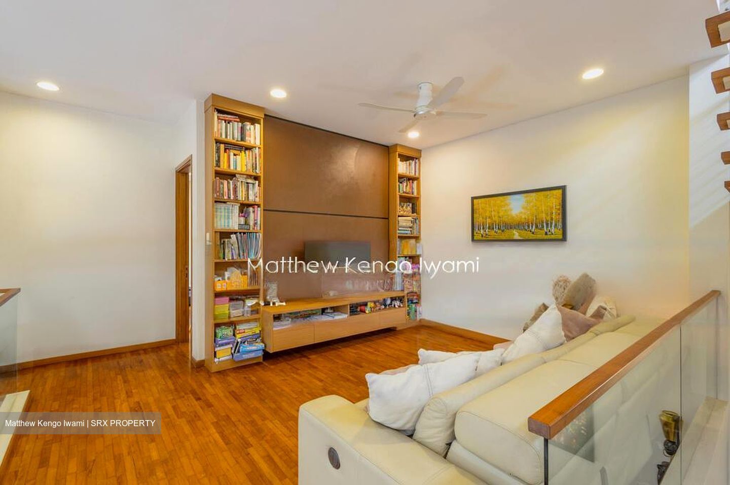 King's Road (D10), Semi-Detached #443179171